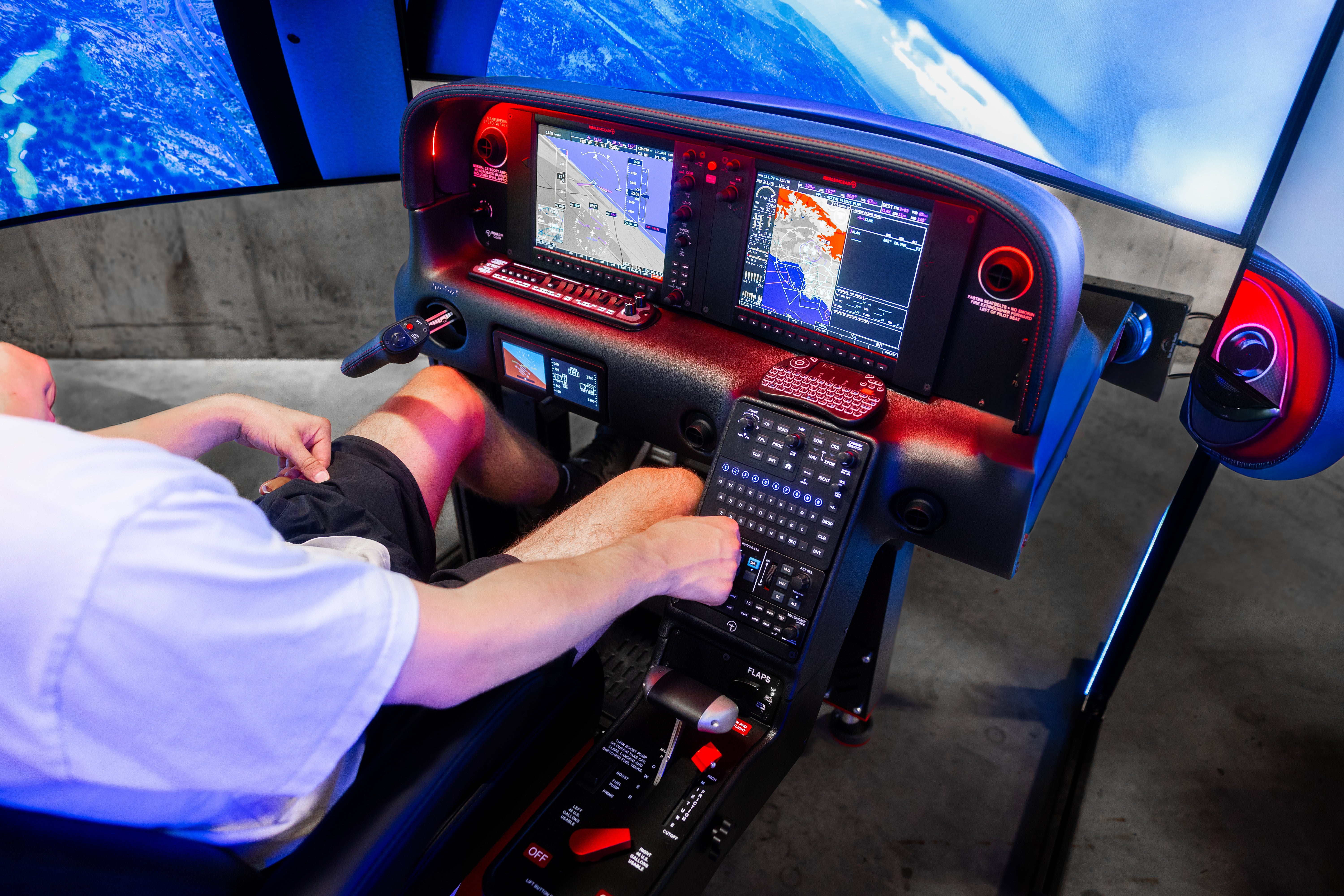 P1 Cirrus Sim Turnkey Flight Simulator